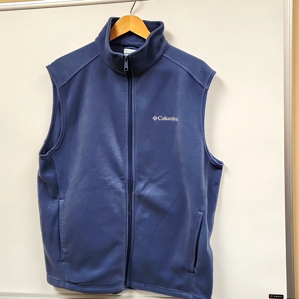 Columbia Fleece Vest (L)